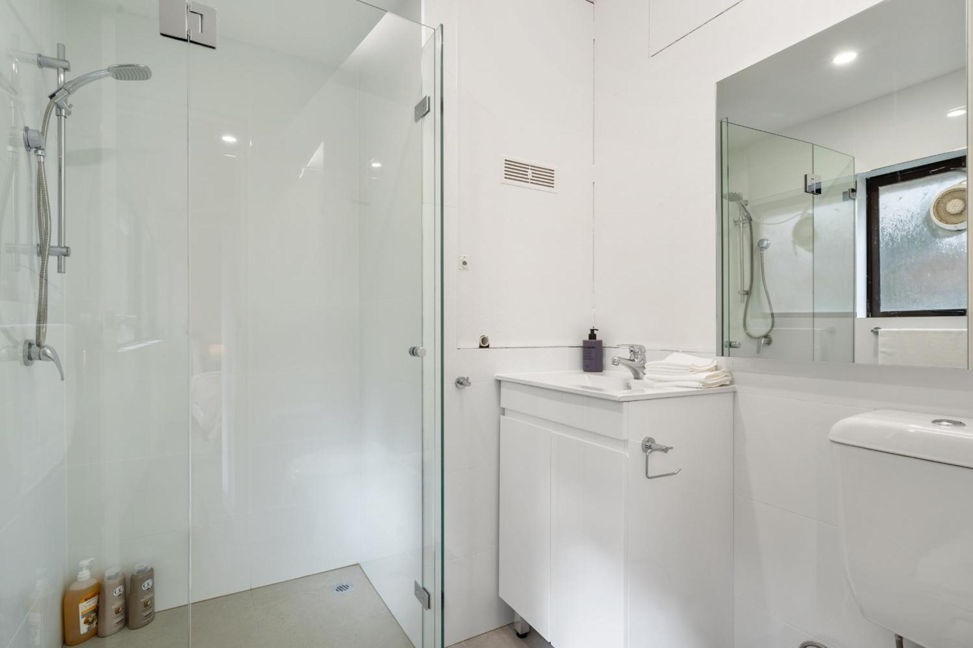 Affittacamere 1nc Spacious Abnb-style 3bedroom Townhouse, North Free Parking *