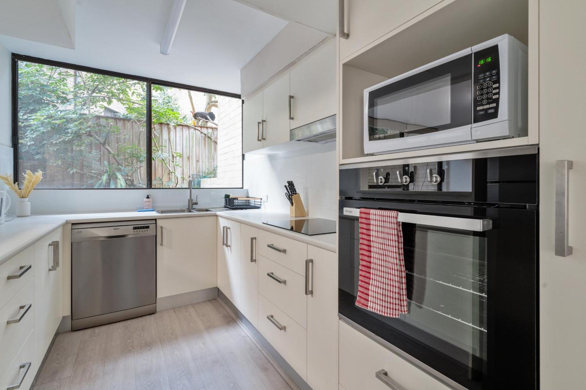 Affittacamere 1nc Spacious Abnb-style 3bedroom Townhouse, North Free Parking *