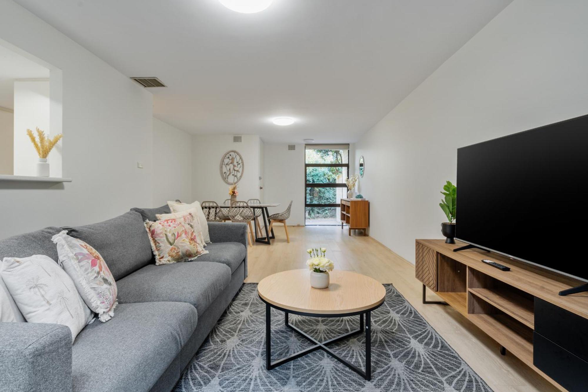 Guest house 1nc Spacious Abnb-style 3bedroom Townhouse, North Free Parking Sydney